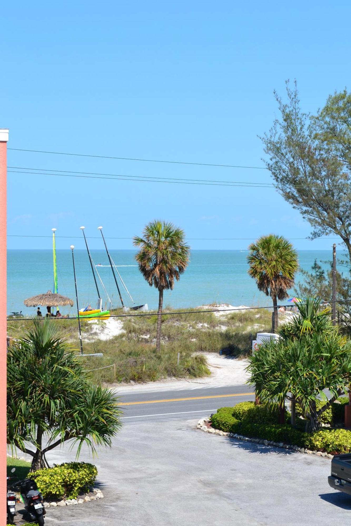 Silver Surf Gulf Beach Resort Брадентон-Бич Экстерьер фото